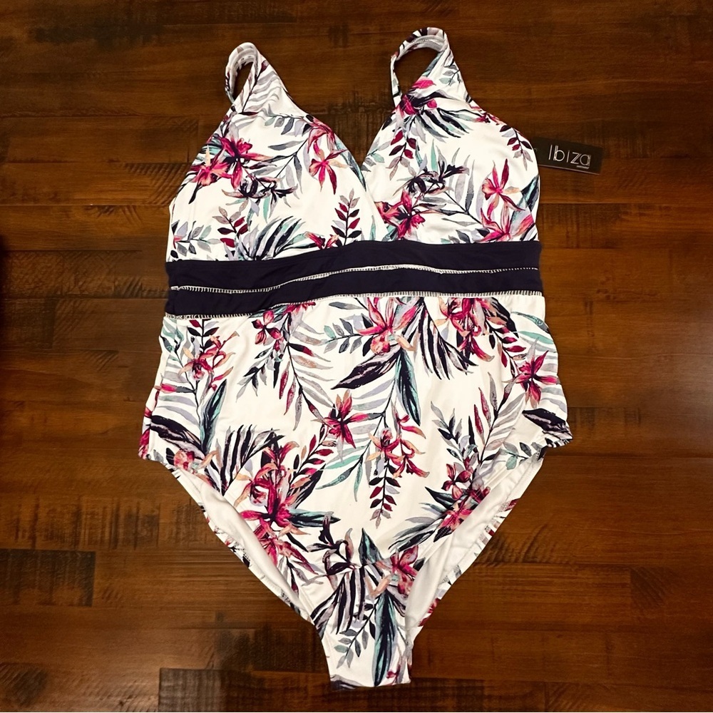 New With Tags Ibiza Women's Size 3X Multi Color One Piece Swimsuit